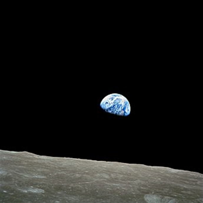 Earthrise Photo from Apollo 8 Mission